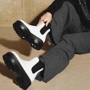 NIB Dr. Martens 2976 white platform chelsea boots